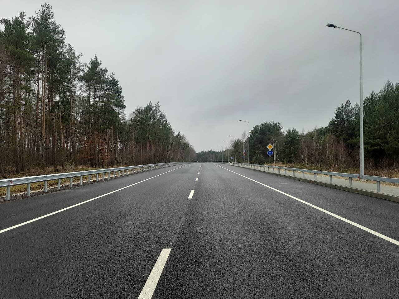 Украина отремонтировала подъезды к крупнейшему пункту пропуска на границе