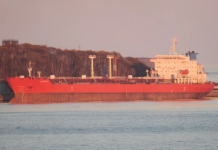 Самый большой пакет против теневого флота РФ: Украина ввела санкции в отношении 656 танкеров