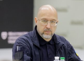 Шмыгаль: Военные получат 12 млрд грн для заказа техники через DOT-Chain Defence