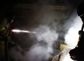 Россия продолжает бить по энергетике: были обстрелы в четырех областях, Николаев без света