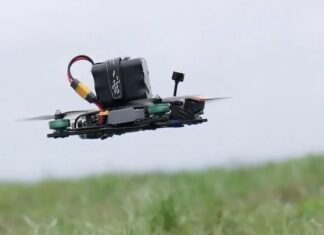 В Запорожском районе дрон атаковал машину: ранен мужчина