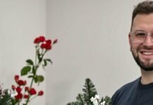 «Цветы — это эмоция, а эмоции сейчас нужны как никогда»: история флориста, построившего бизнес в Запорожье во время войны