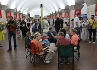 Украинцы готовы терпеть войну столько, сколько нужно? Что показал опрос КМИС