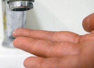 В центре Запорожья отключили водоснабжение для аварийного ремонта