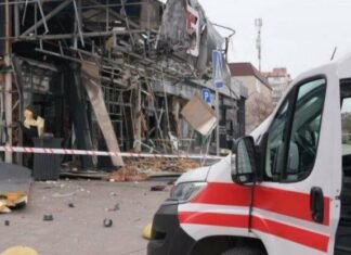 По меньшей мере четыре человека ранены в результате атаки в Запорожье