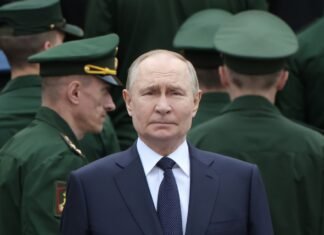 В МИД объяснили, зачем Россия запустила фейк об «атаке на резиденцию» Путина