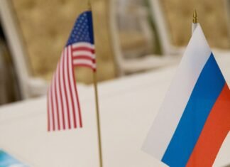 Первый пошел: США начинают постепенно снимать санкции с России