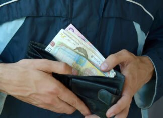 Украинские работодатели установили антирекорд по зарплатным долгам