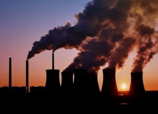 Цена на выбросы углерода в ЕС достигла максимума с августа 2023 года