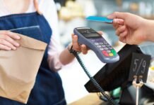 Торговые сети работают стабильно, несмотря на атаки на энергетику – Минэкономики