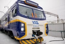УЗ восстановила электропоезд ЭПЛ9Т-011: будет курсировать в киевской агломерации – фото, видео