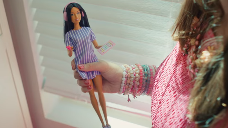Mattel выпустила куклу Barbie с аутизмом — фото, видео