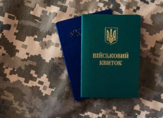 Борьба с тенью или имитация. Помогут ли новые критерии бронирования сделать зарплаты белыми