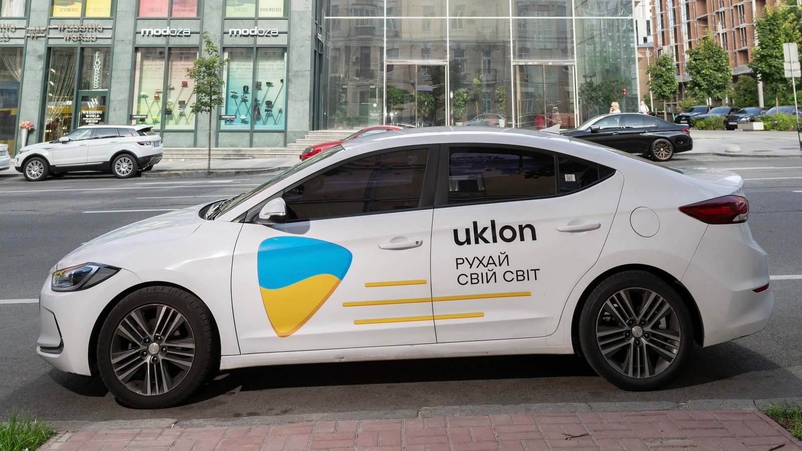 Uklon будет ездить круглосуточно в 19 городах Украины: список