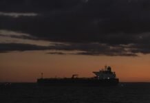 Bloomberg: Ведущий китайский покупатель венесуэльской нефти решил покупать сырье из Канады