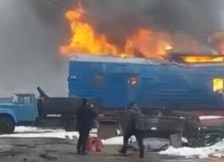 Россия более суток атакует станцию Синельниково: движение поездов ограничили до Днепра – видео