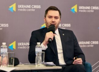 Зеленский уволил главу Нацкомиссии по ценным бумагам