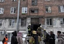 В Запорожье произошел пожар в многоэтажке: из здания эвакуировали семью с детьми