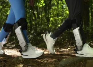 На CES 2026 представили роботизовані кросівки Sidekick за 4500 доларів