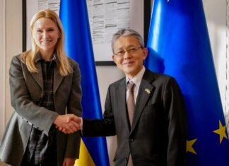 Япония объявила о выделении 6 млрд долларов на поддержку Украины