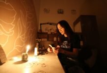 Россияне атаковали Запорожской район: Вольнянск погрузился в блэкаут