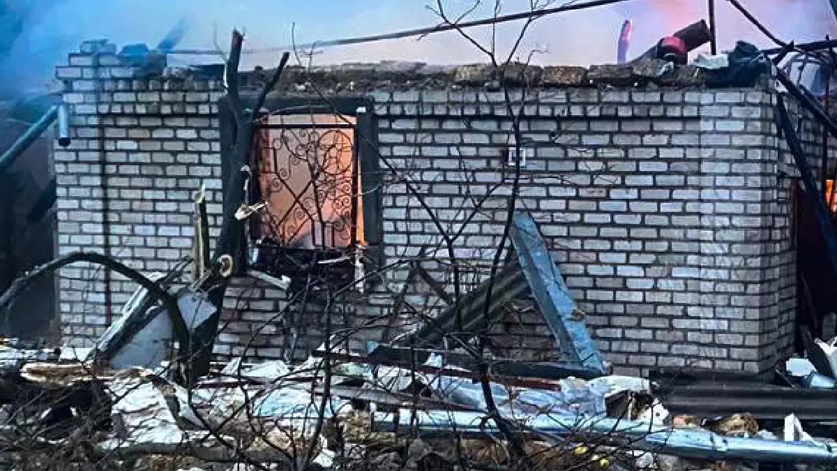 Российские обстрелы повлекли за собой пожары в Запорожском районе