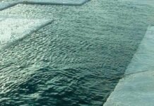 В Запорожье согласовали три локации для купаний на Крещение