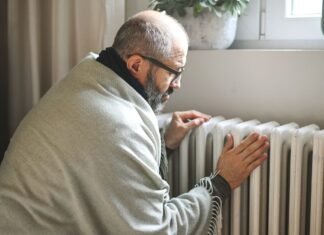 В Киеве без тепла остаются менее 500 домов