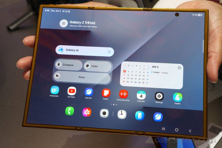 Дорожчий за вживане авто: Samsung назвала ціну свого “потрійного” смартфона і вона приголомшує