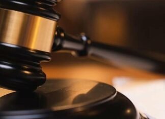 В Запорожье мошенница завладела 152 тысячами гривен с банковского счета военного