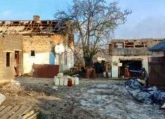 В Запорожском районе в результате авиаудара ранена женщина