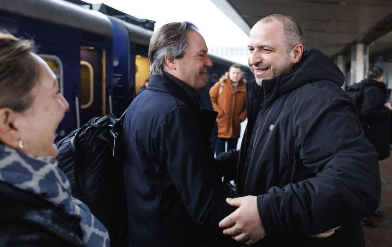 В Киев прибыли советники по нацбезопасности 15 стран Европы и НАТО