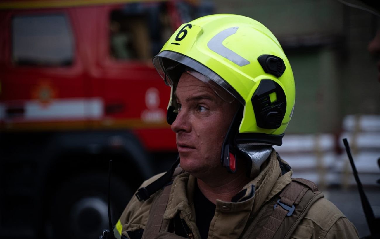 В Запорожье прогремели взрывы: после ударов РФ возникли пожары