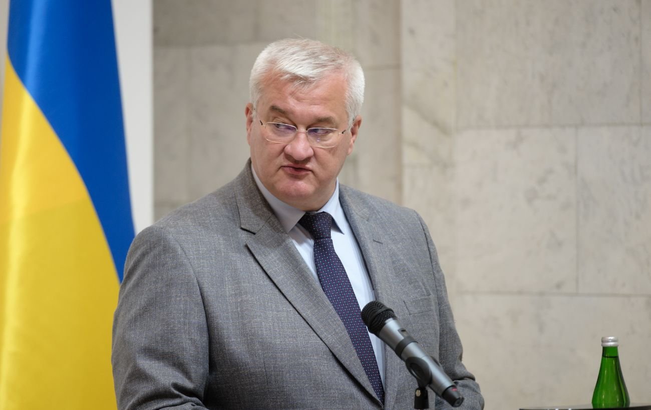 Сибига раскритиковал Красный Крест за приравнивание атак по Украине и РФ