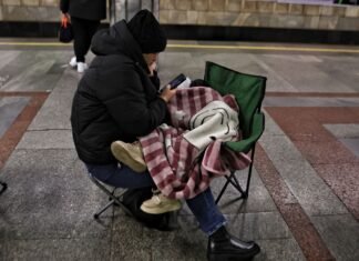 В Киеве и областях объявили тревогу из-за угрозы баллистики