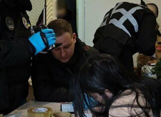 В Запорожье женщину подозревают в продаже младенца семье из Ужгорода