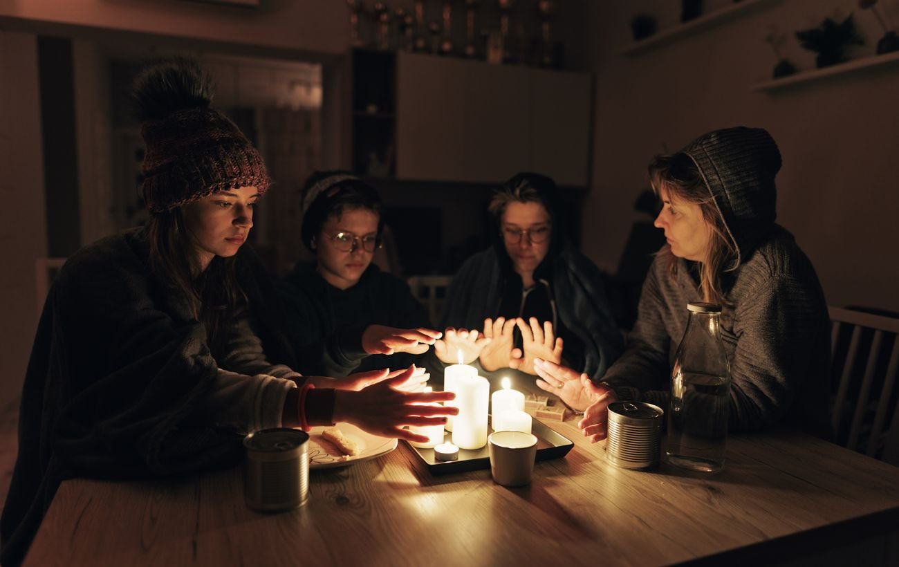 Киев переходит на временные графики отключений света