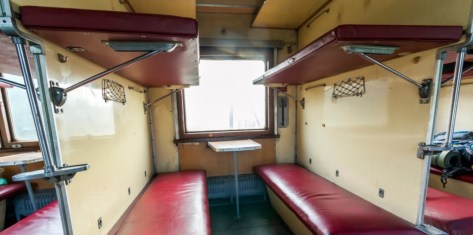 Кабмин доплатит Укрзалізниці 16 млрд грн за перевозку пассажиров