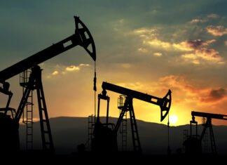 Bloomberg: Нефть РФ, от которой отказалась Индия, скупают со скидками китайские нефтепереработчики