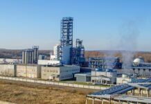 Суд начал банкротство Карпатнефтехима по заявлению Укрэксимбанка