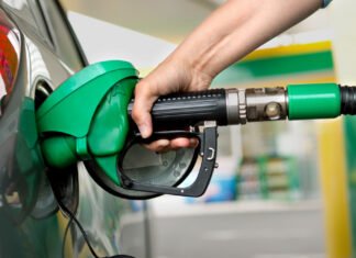 Борьба с теневым рынком горючего: налоговая за год аннулировала почти 900 лицензий