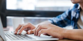 Общественный вещатель Литвы LRT прекратил работу украиноязычной версии сайта: причины