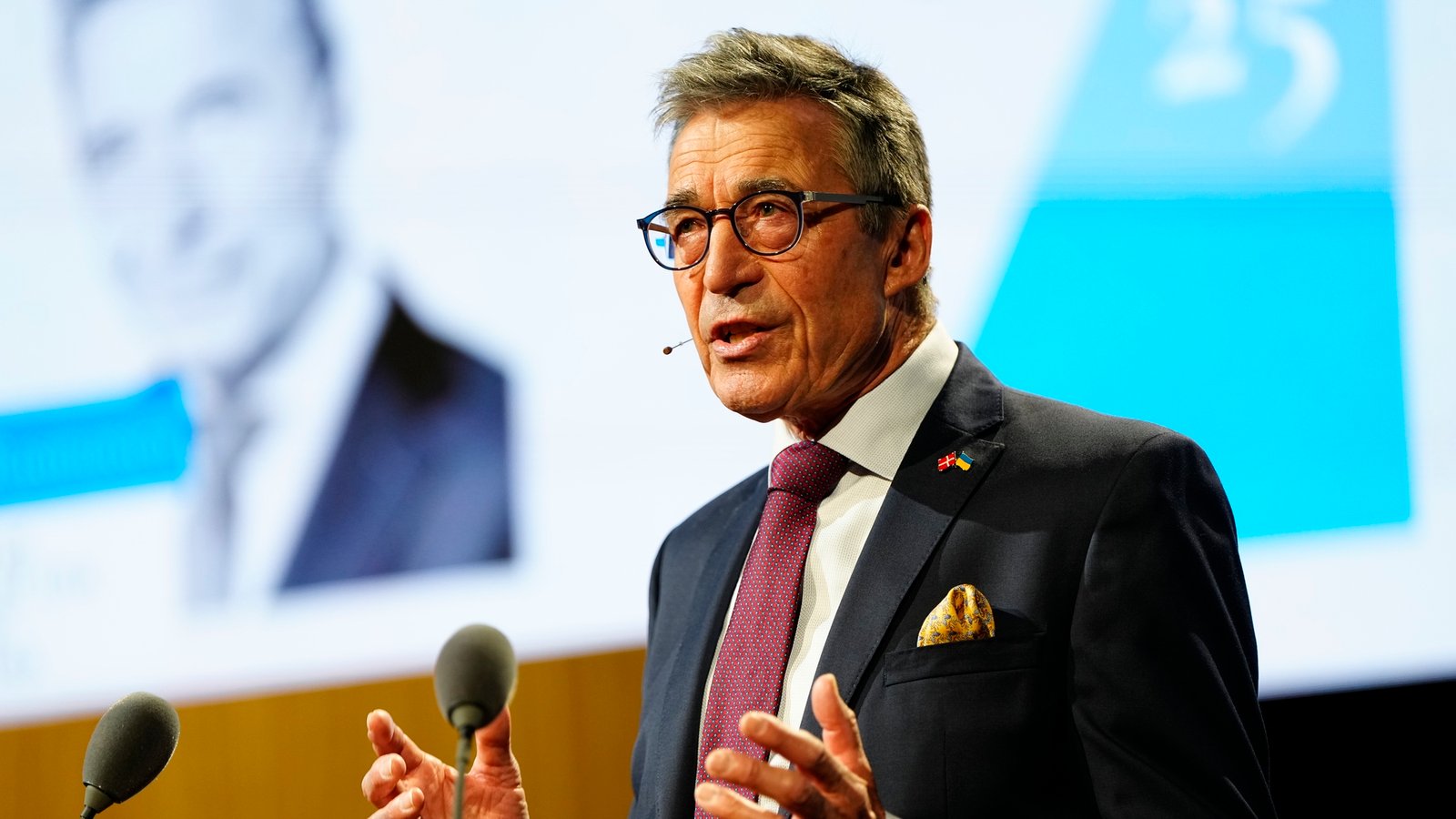 «Как США в 1941». Европе посоветовали перепрофилировать лишние автозаводы на военную технику