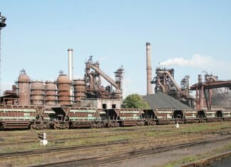 Днепровский металлургический завод реструктуризировал долги на 1,3 млрд грн