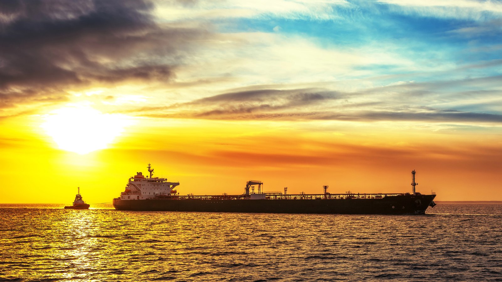 Индия продлила разрешение на страхование танкеров четырем российским компаниям, но только на месяц