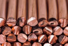 Китайские торговцы металлами понесли убытки на 1 млрд юаней из-за бегства контрагента из страны