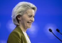 Еврокомиссия предложила 20-й пакет санкций против России: детали