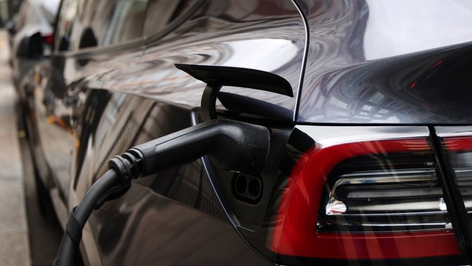 Рынок электромобилей в Украине после рекордного декабря обвалился в 11 раз
