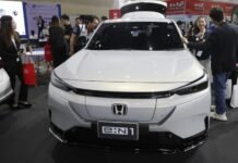 Прибыль Honda в третьем квартале упала на 61% из-за пошлин США и снижения продаж электрокаров