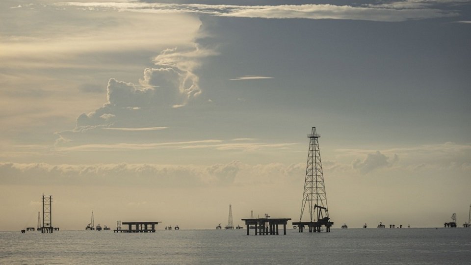 Венесуэла отправляет первую за 5,5 года партию нефти в Израиль